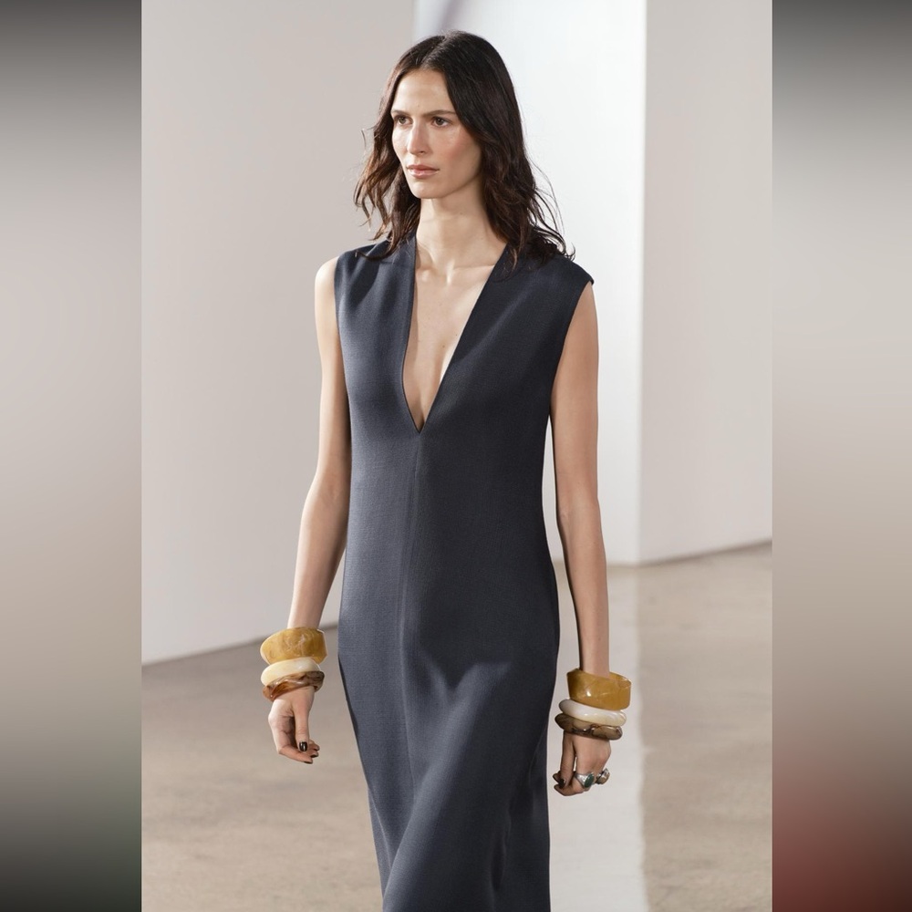 NWT Zara maxi V neck dress, 100% viscose